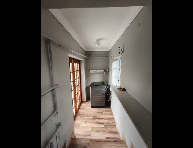 2 BEDROOM HOUSE TO LET IN AUCKLAND PARK